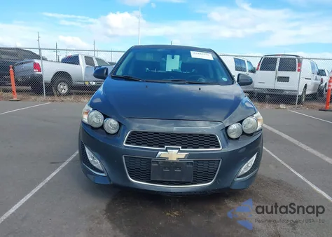 2015 Chevrolet Sonic Rs Auto z USA, uszkodzony, nr VIN 1G1JG6SB5F4154120